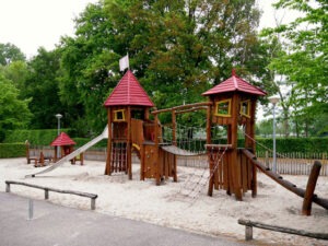 holzöl_spielplatz